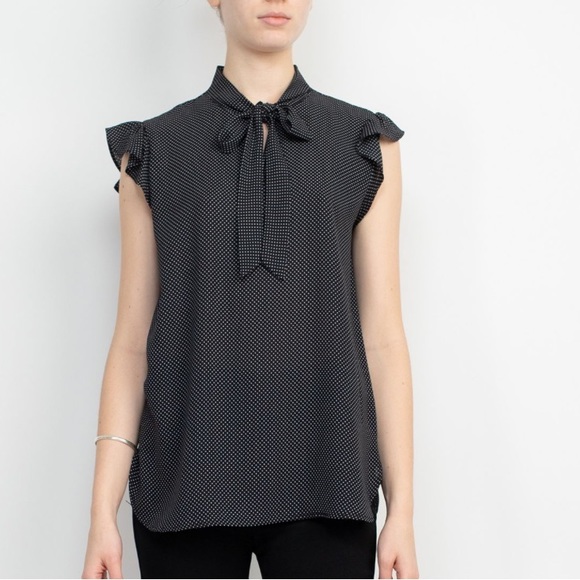 4/$19 NWT Counterparts ‘Deep Coral’ pink floral tie flutter sleeve crepe top - Picture 9 of 10